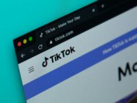 Hoe TikTok groei kan zorgen voor meer bezoekers en verkopen in je webshop Hoe TikTok groei kan zorgen voor meer bezoekers en verkopen in je webshop